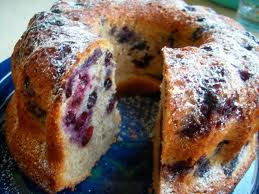 עוגה ממולאת פירות